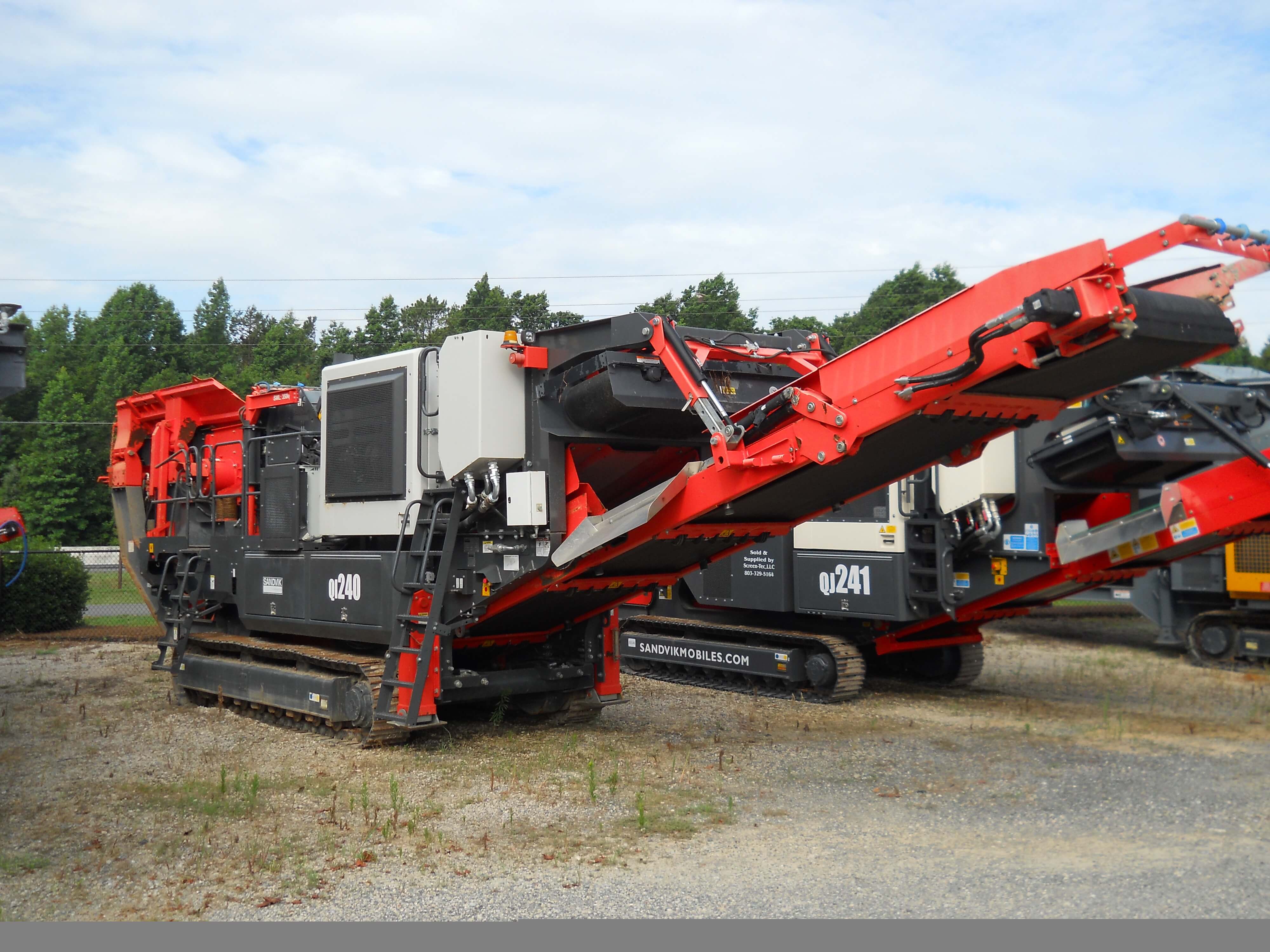 Sandvik QI240 Impact Crusher